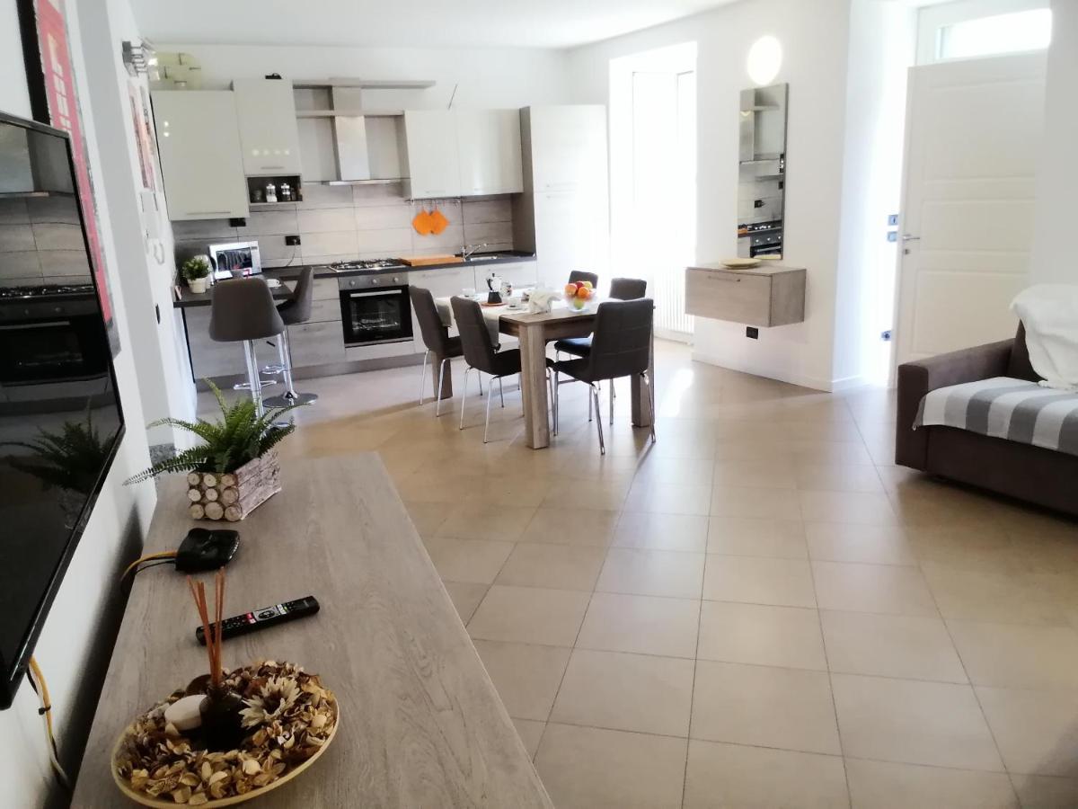 Bellagio Dreams Apt, Pool, With Private Garden, Near Lake Εξωτερικό φωτογραφία